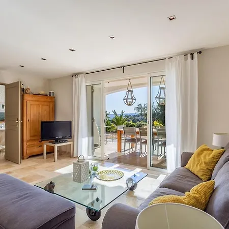 In With Swimming Pool Villa Les Issambres